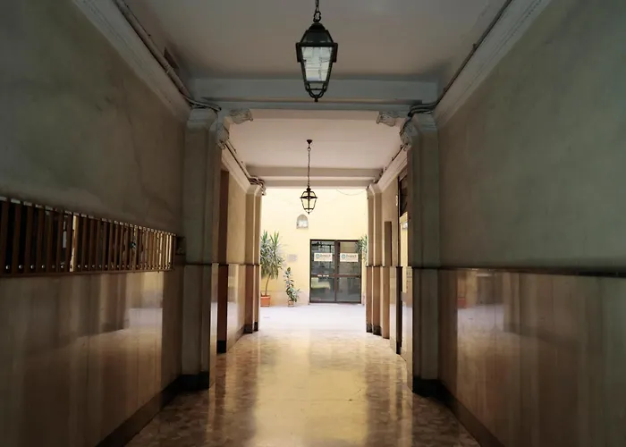 Couette-café Cardinal Vatican Rome