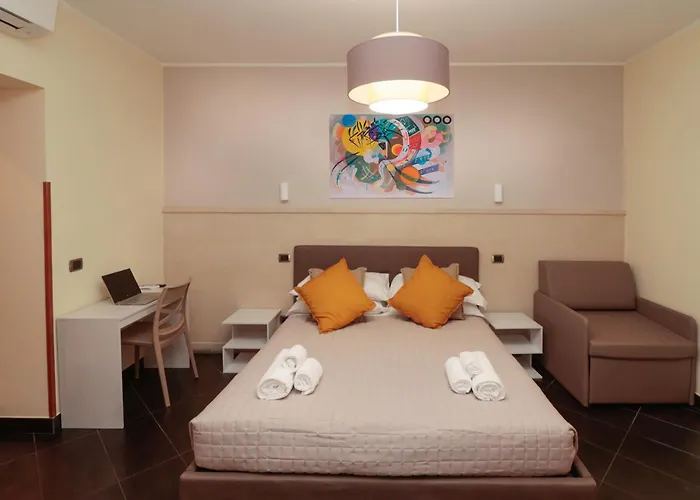 Cardinal Vatican Couette-café Rome