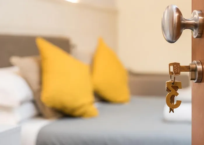 Cardinal Vatican Couette-café