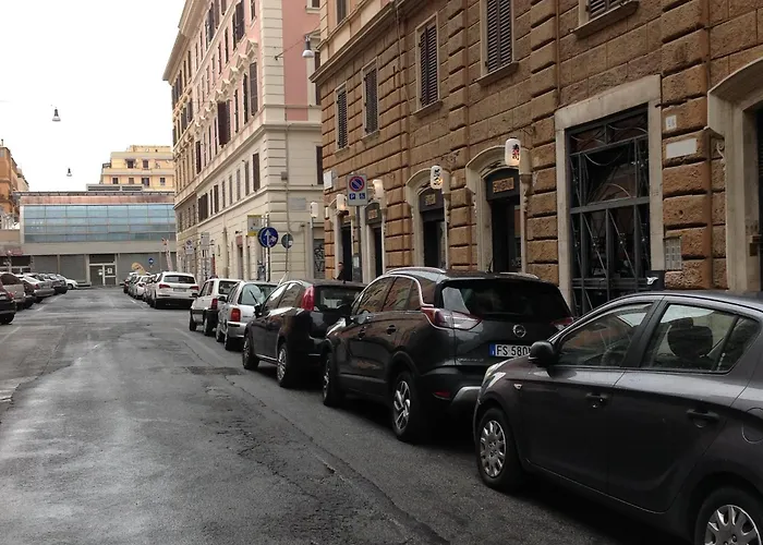 Couette-café Cardinal Vatican