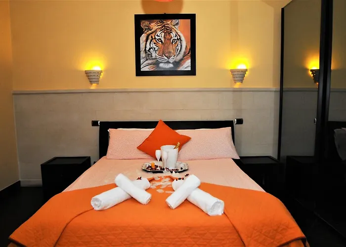 Couette-café Cardinal Vatican 4*